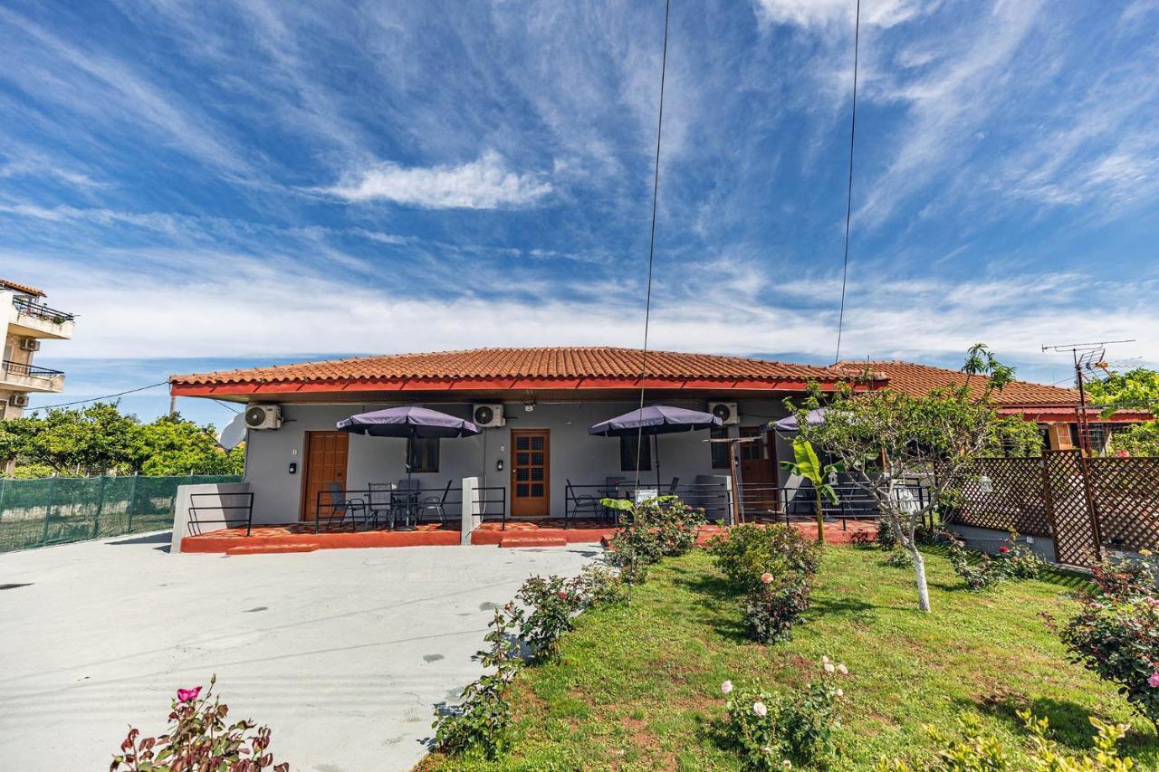 מיתיקאס Rose Garden Apartments מראה חיצוני תמונה