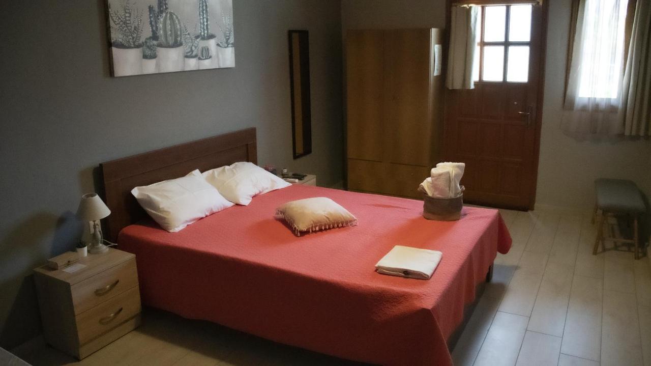 מיתיקאס Rose Garden Apartments מראה חיצוני תמונה